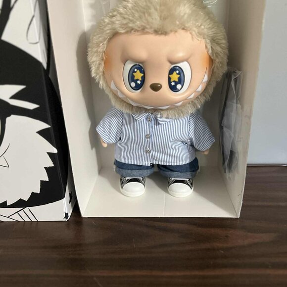 AUTHENTIC POP MART LABUBU THE MONSTERS FLIP WITH ME VINYL PLUSH DOLL - Picture 2 of 4